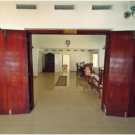 Sri Nimali Guesthouse Hikkaduwa Exterior photo