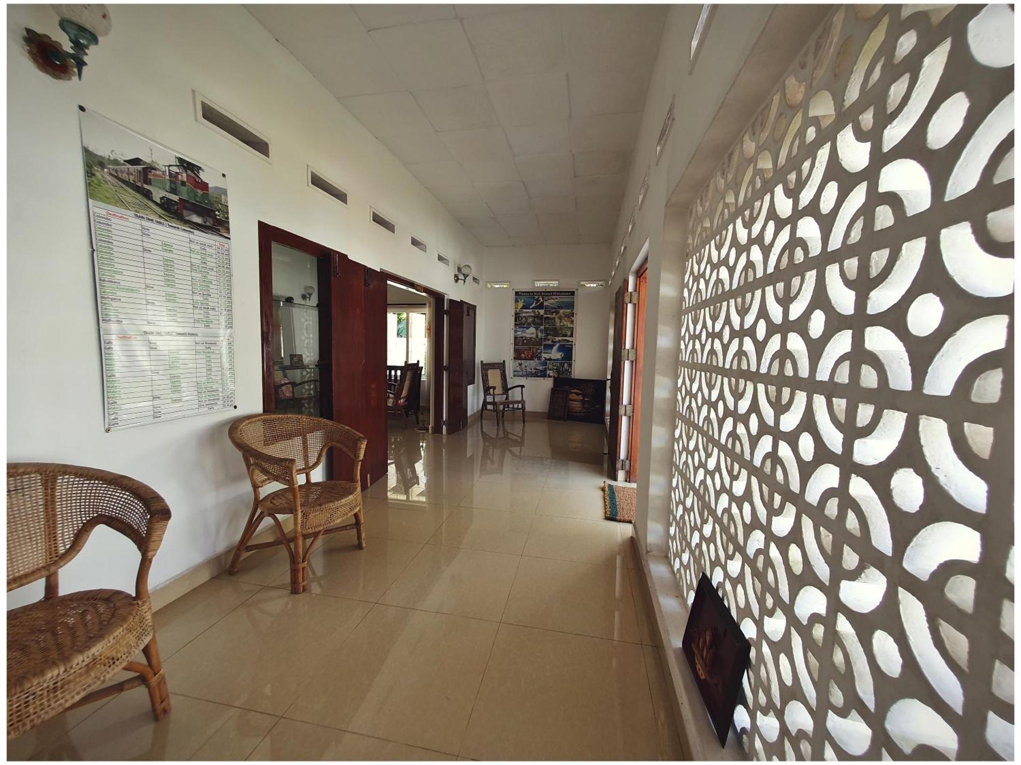 Sri Nimali Guesthouse Hikkaduwa Exterior photo